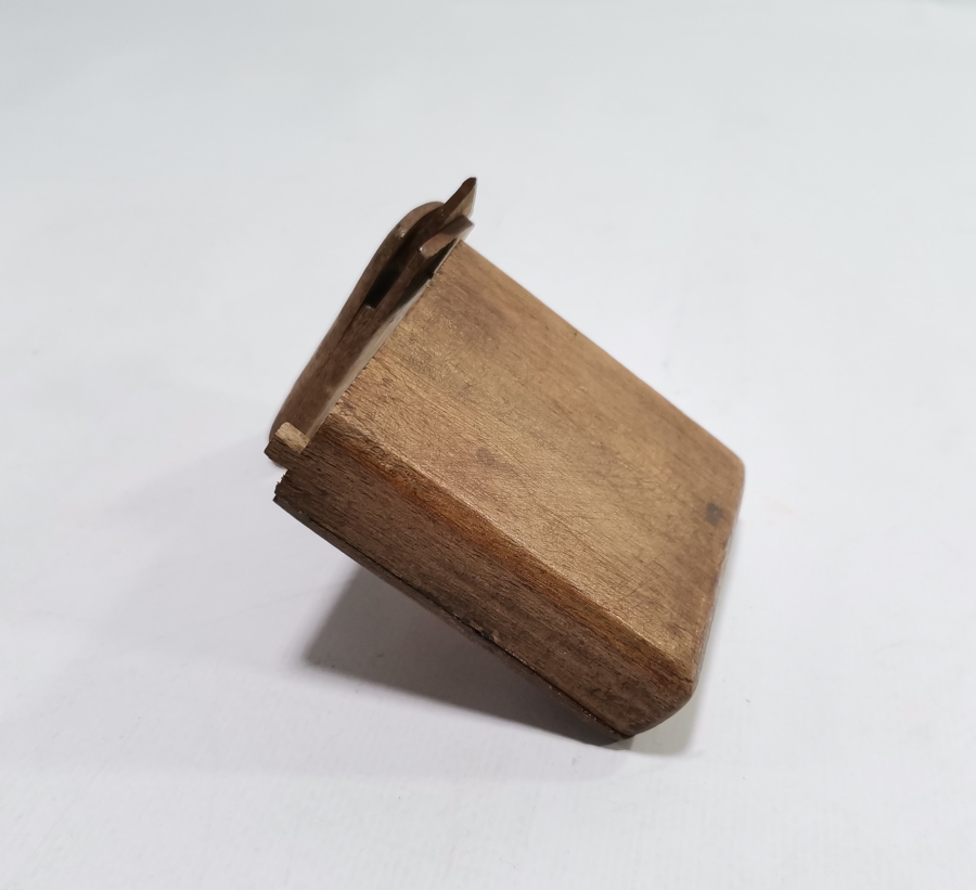 ANTİKA AHŞAP SİGARA TABAKASI