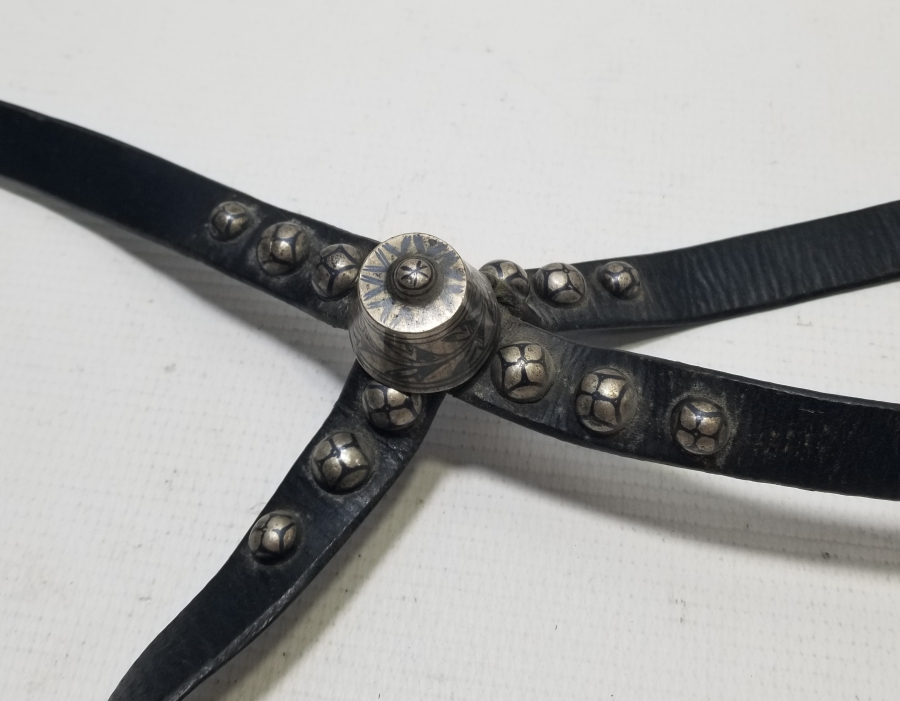 ÜZERİ SAVAT İŞÇİLİKLİ OSMANLI DÖNEMİ ÇERKES İŞİ GÜMÜŞ AT DÖŞLÜĞÜ