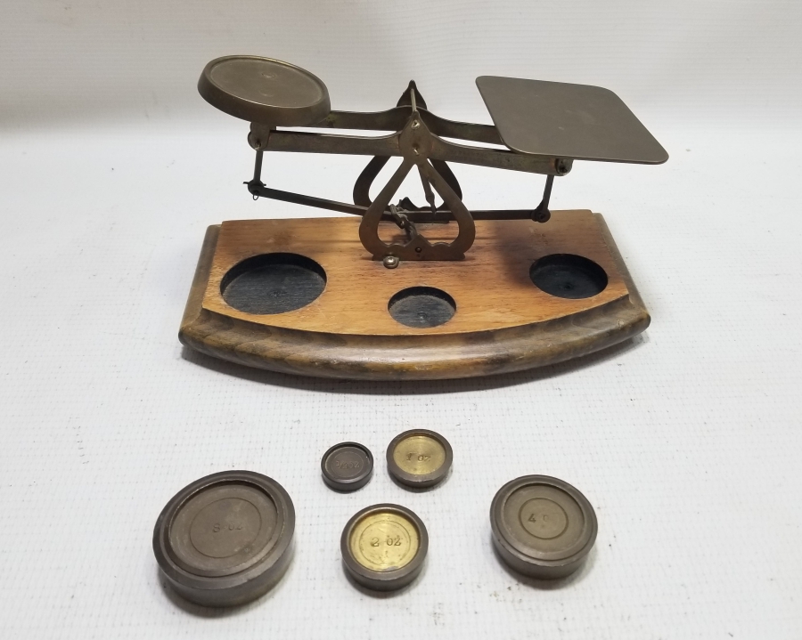 ORİJİNAL DİRHEMLERİYLE NADİR FORMDA ANTİKA TERAZİ