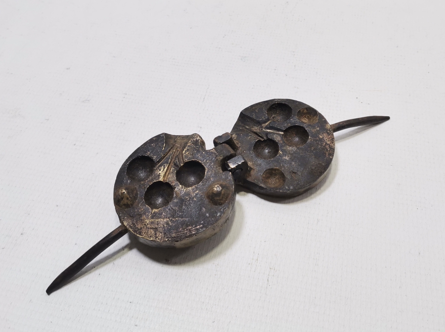 OSMANLI DÖNEMİ ÇOK NADİR TOP ŞARAPNELLERİ KURŞUNU KALIBI