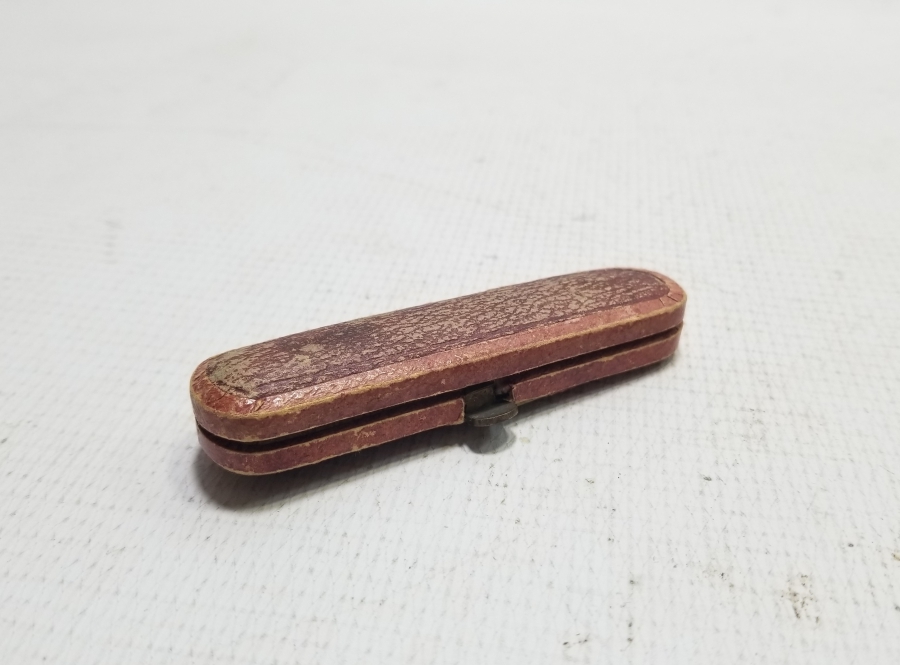 ORİJİNAL KUTUSUNDA ANTİKA SİGARA AĞIZLIĞI