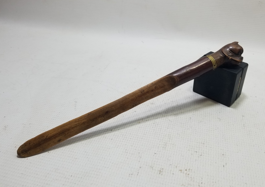 EL YAPIMI ANTİKA AHŞAP KÖPEK FORMLU ZARF AÇACAĞI