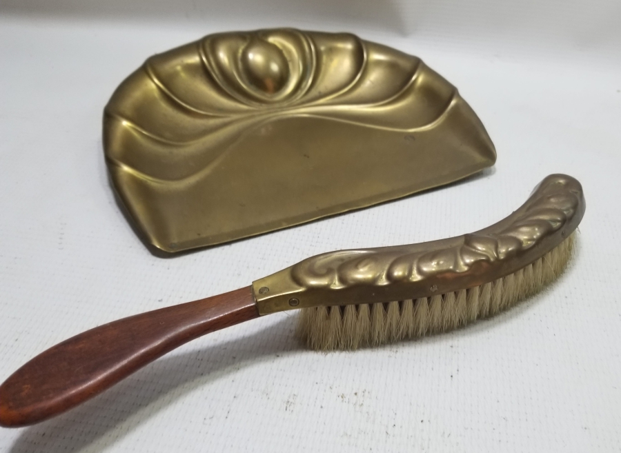 ANTİKA YEMEK MASASI TEMİZLEME TAKIMI