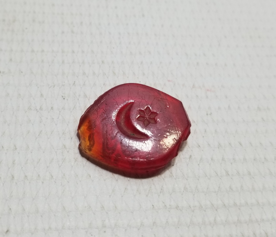 ÜZERİNDE OSMANLICA YADİGAR YAZILI VE AY YILDIZLI OSMANLI DÖNEMİ NADİR KOLYE