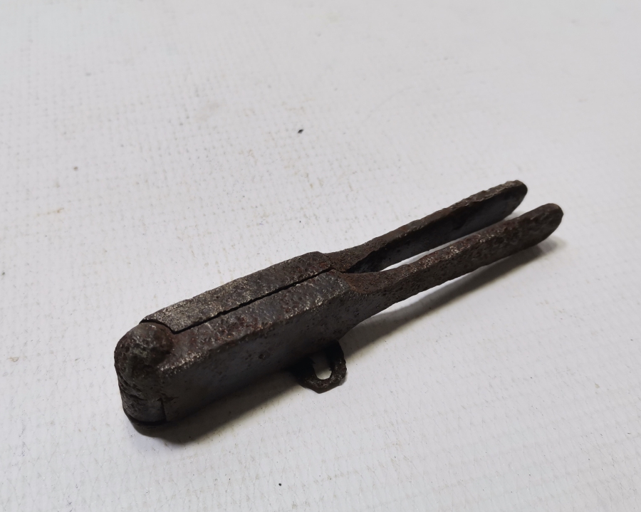 OSMANLI DÖNEMİ TABANCA VE PİŞTOV KURŞUN KALIBI