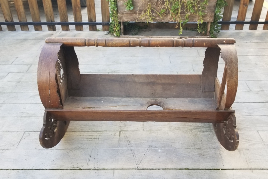 1874 TARİHLİ ÜZERİ İŞLEMELİ NADİR BÜYÜK BOY ERMENİ BEŞİK