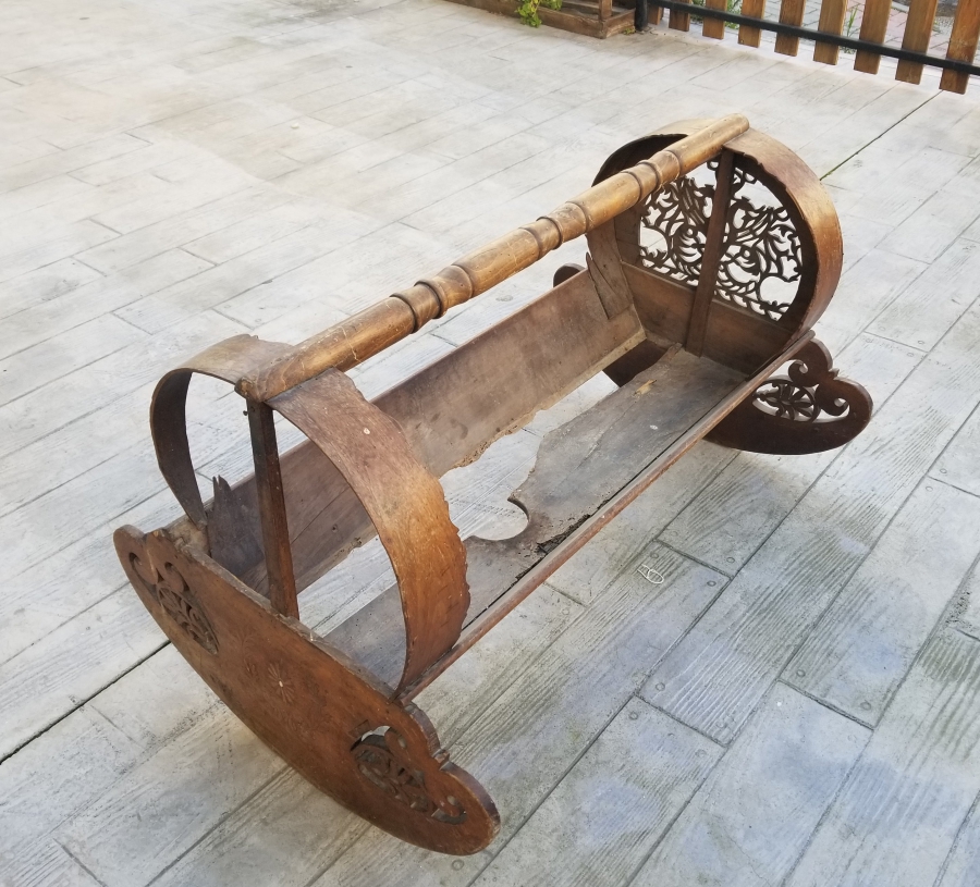 1874 TARİHLİ ÜZERİ İŞLEMELİ NADİR BÜYÜK BOY ERMENİ BEŞİK