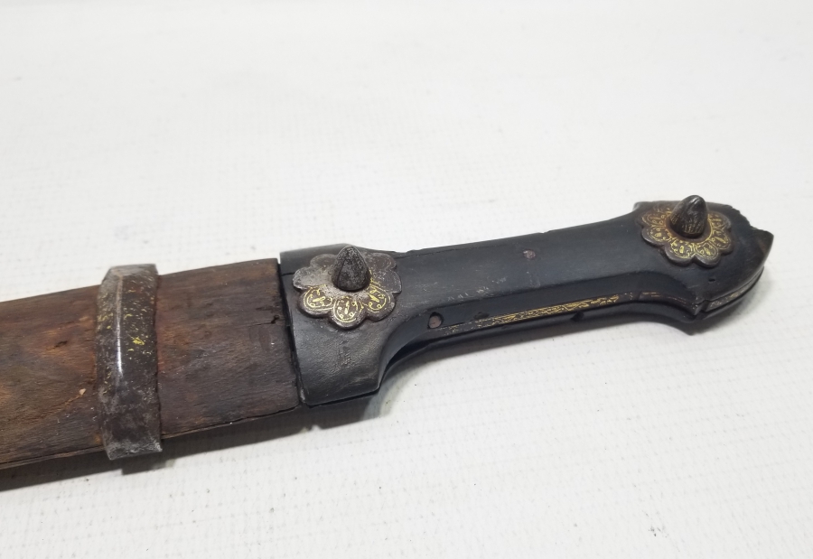 ÜZERİ ALTIN ÇAKMA İŞÇİLİKLİ DEV BOYDA NADİR ÇERKES KAMASI