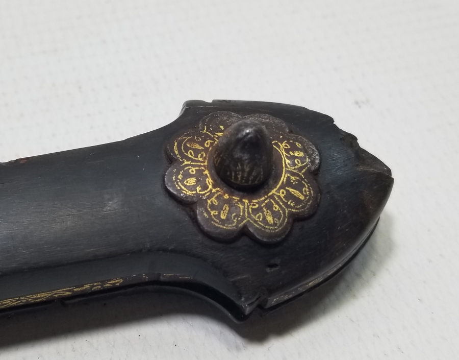 ÜZERİ ALTIN ÇAKMA İŞÇİLİKLİ DEV BOYDA NADİR ÇERKES KAMASI