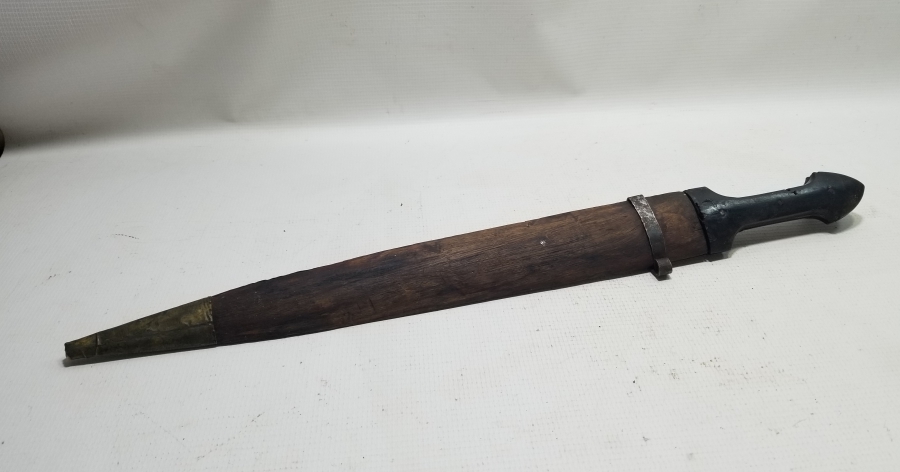 ÜZERİ ALTIN ÇAKMA İŞÇİLİKLİ DEV BOYDA NADİR ÇERKES KAMASI