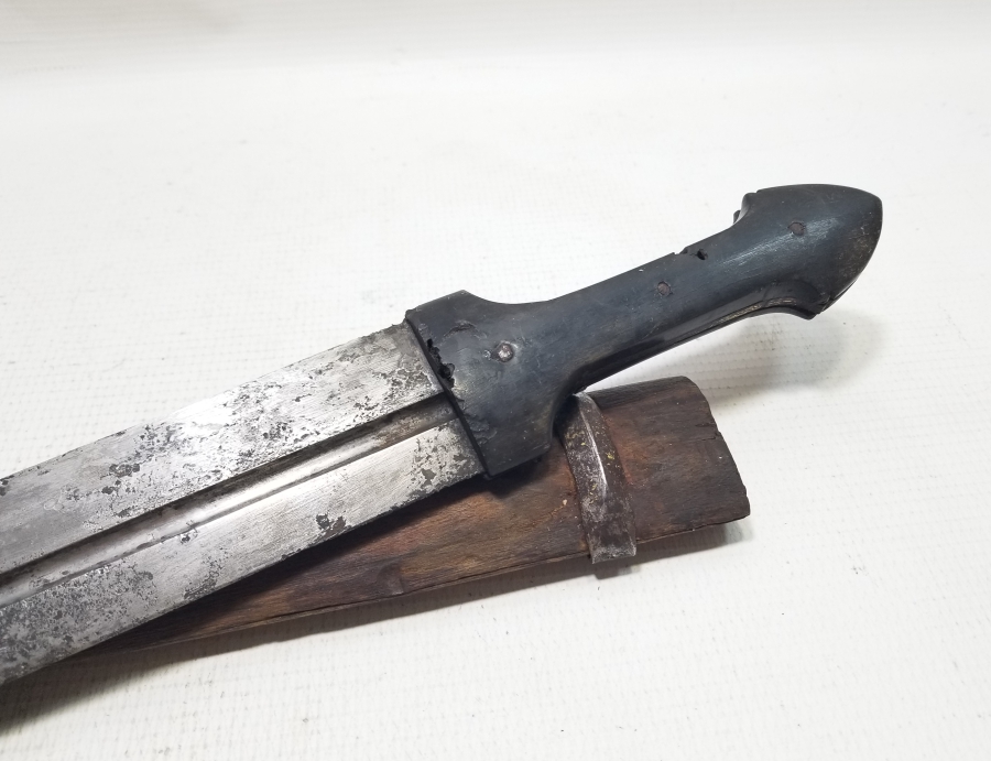 ÜZERİ ALTIN ÇAKMA İŞÇİLİKLİ DEV BOYDA NADİR ÇERKES KAMASI