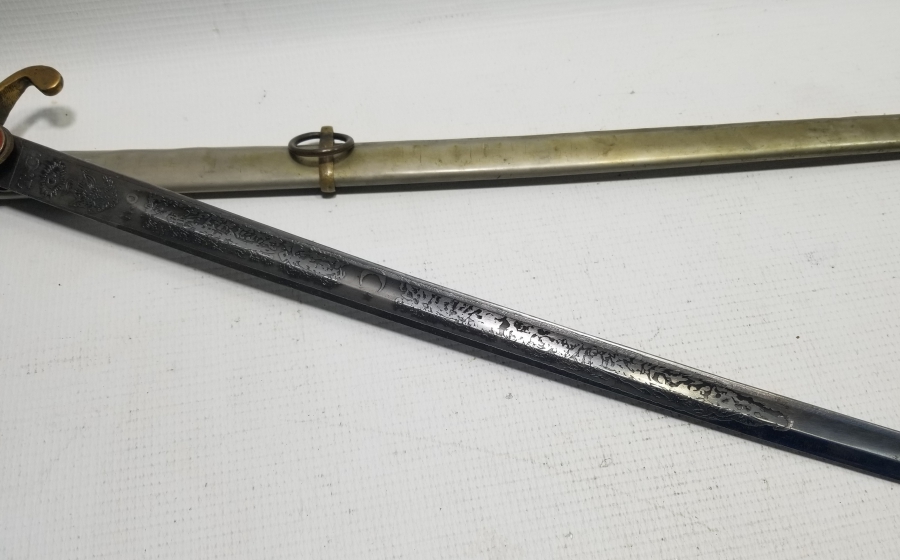 BOYNUZ SAPLI CUMHURİYET BAŞLARI HAFİF SÜVARİ SUBAY KILICI