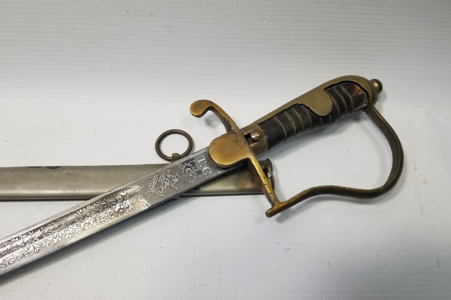 BOYNUZ SAPLI CUMHURİYET BAŞLARI HAFİF SÜVARİ SUBAY KILICI