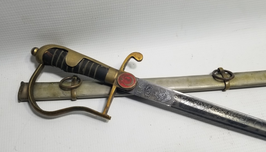 BOYNUZ SAPLI CUMHURİYET BAŞLARI HAFİF SÜVARİ SUBAY KILICI