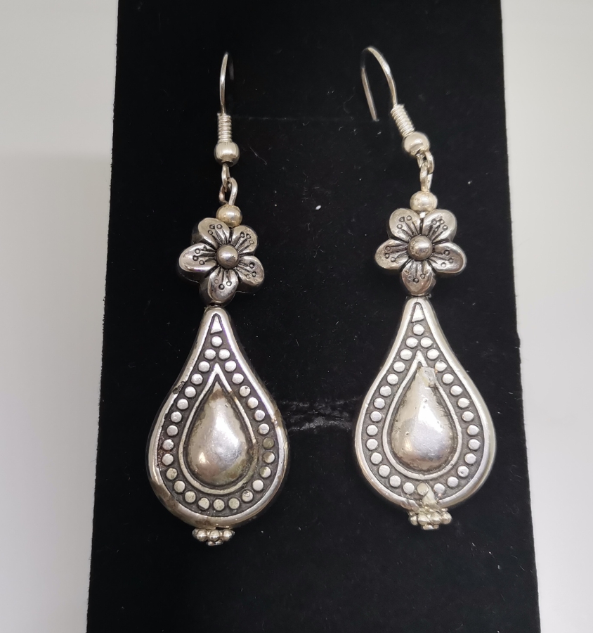 KABARTMA İŞÇİLİKLİ ANTİKA TÜRKMEN İŞİ KÜPE