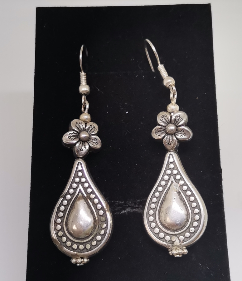 KABARTMA İŞÇİLİKLİ ANTİKA TÜRKMEN İŞİ KÜPE