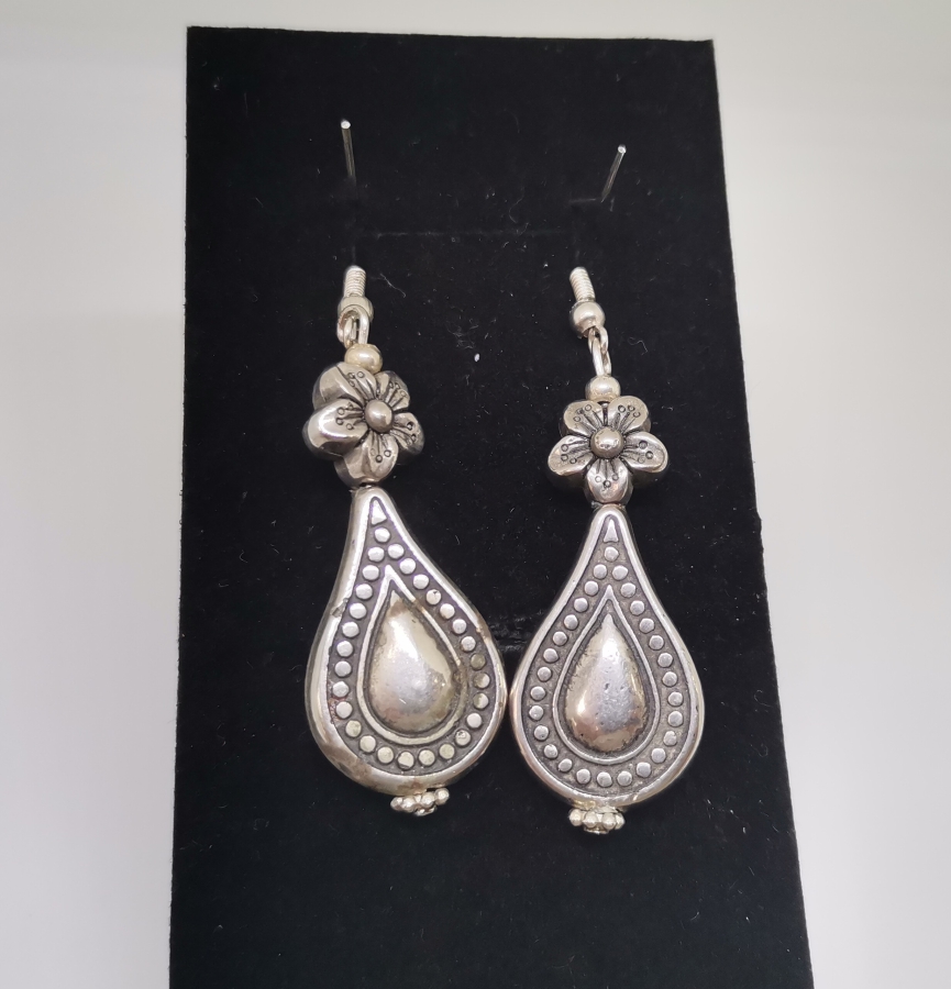 KABARTMA İŞÇİLİKLİ ANTİKA TÜRKMEN İŞİ KÜPE