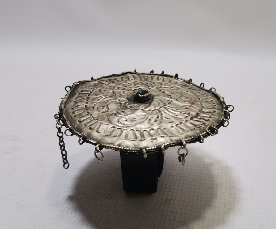 KABARTMA İŞÇİLİKLİ OSMANLI DÖNEMİ GELİN TEPELİĞİ