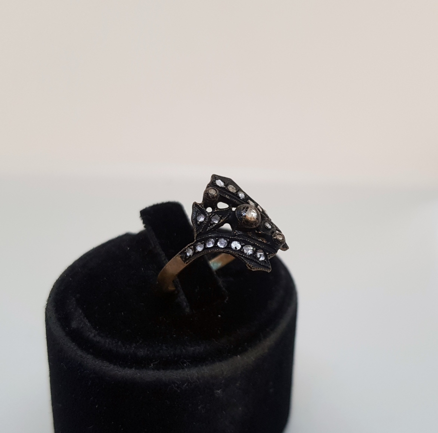 ELMAS TAŞLI ÖZEL YAPIM YÜZÜK