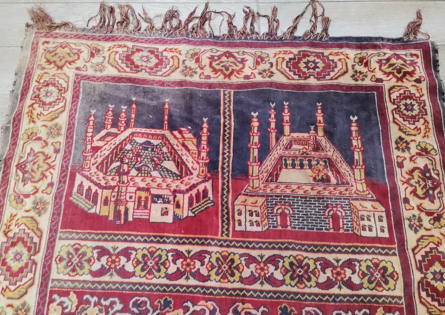 KABE-İ ŞERİF GÖRSELLİ ANTİKA İPEK FLOŞ SECCADE