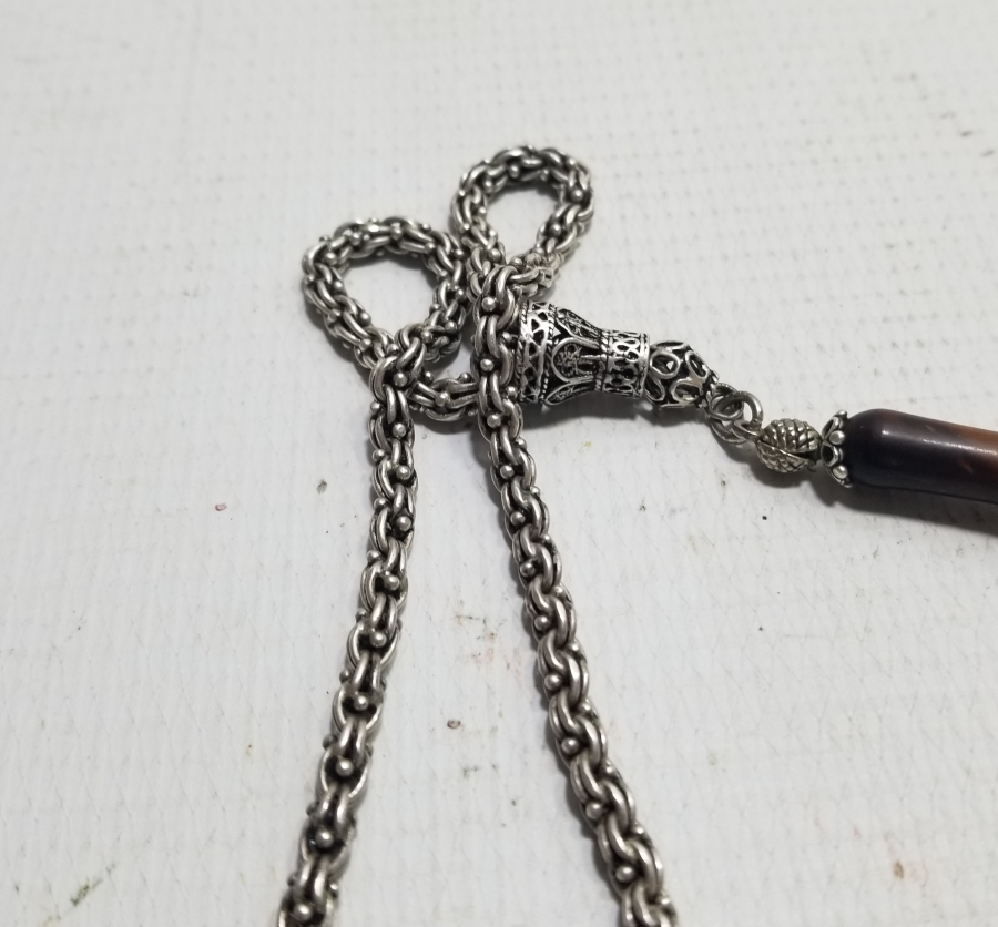 KEMANE TORNA YAPIMI GÜMÜŞ PÜSKÜLLÜ BÜYÜK BOY KUKA TESPİH