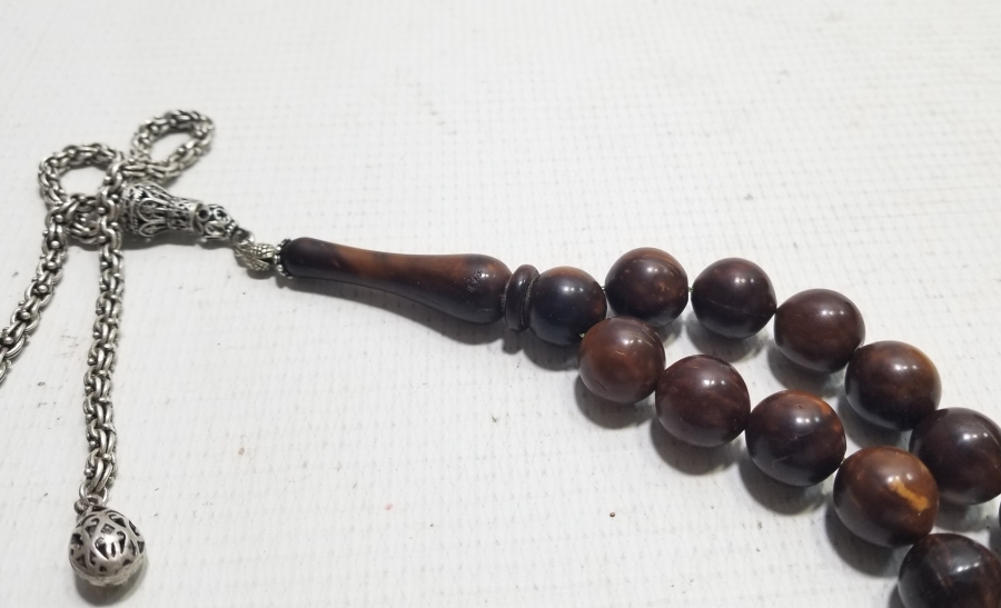 KEMANE TORNA YAPIMI GÜMÜŞ PÜSKÜLLÜ BÜYÜK BOY KUKA TESPİH