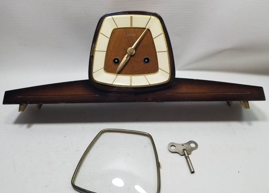 ORİJİNAL ANAHTARIYLA ANTİKA ŞÖMİNE SAATİ