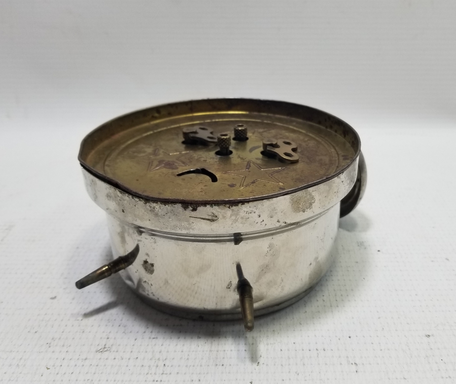 ARKASINDA OSMANLICA YAZI BULUNAN PETER MARKA MASA SAATİ