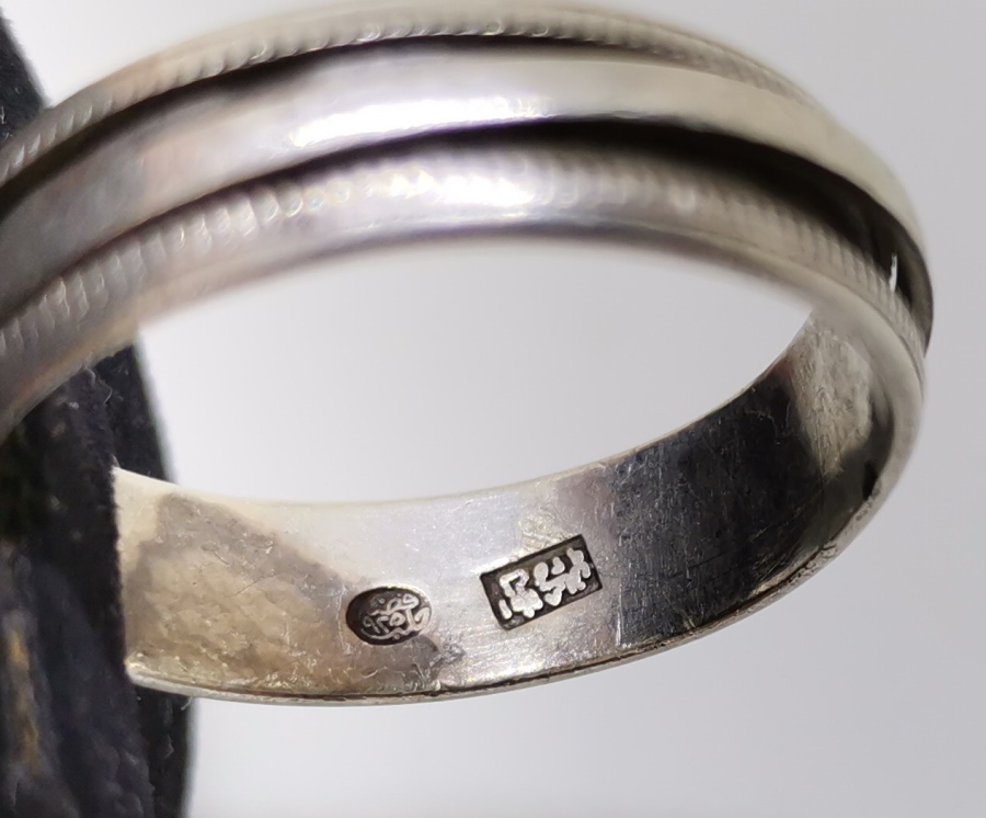 KABARTMA İŞÇİLİKLİ GÜMÜŞ ALYANS YÜZÜK