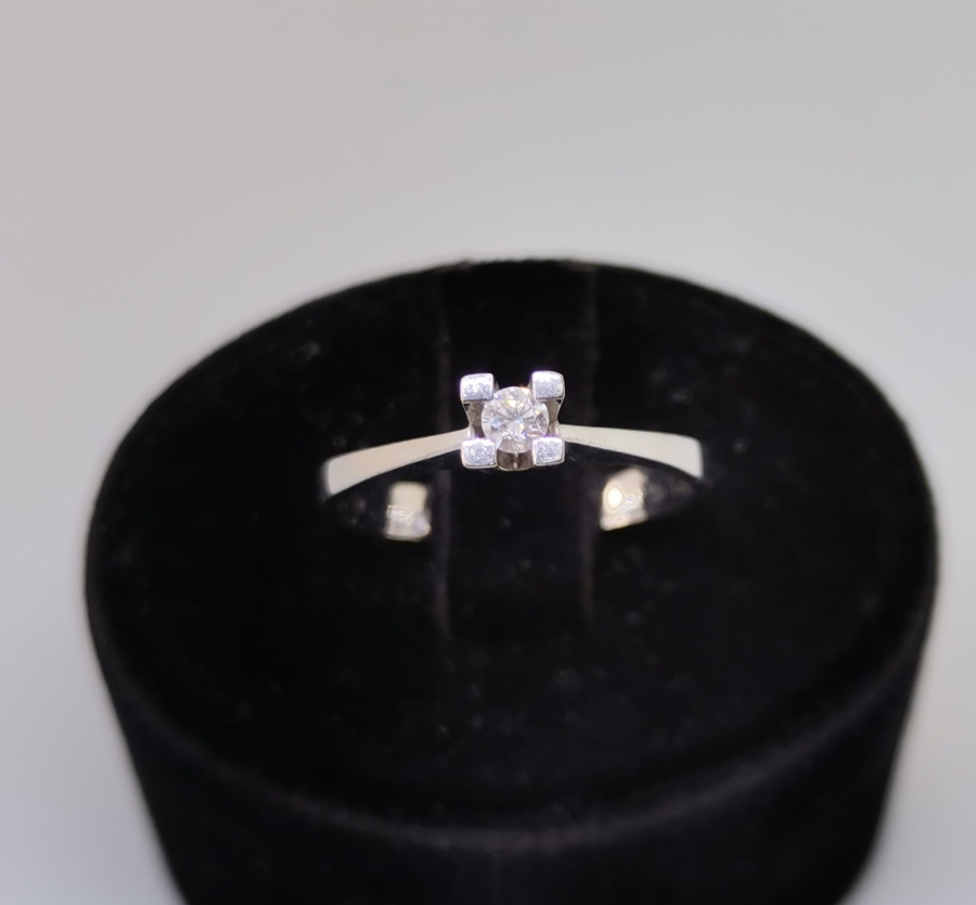 TEKTAŞ MODEL GÜMÜŞ YÜZÜK