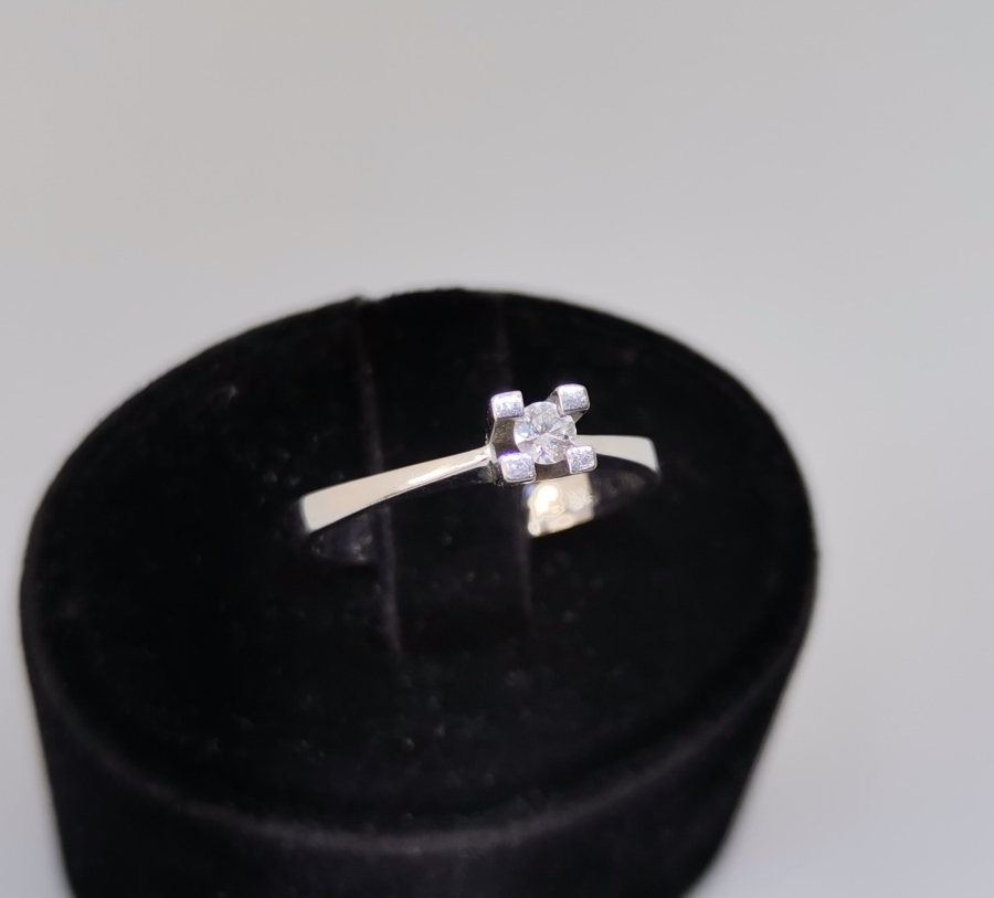 TEKTAŞ MODEL GÜMÜŞ YÜZÜK