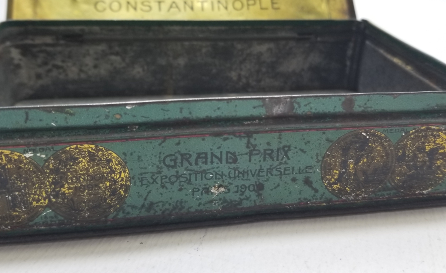 ÜZERİ OSMANLICA YAZILI VE DEVLET ARMALI OSMANLI DÖNEMİ SİGARA KUTUSU