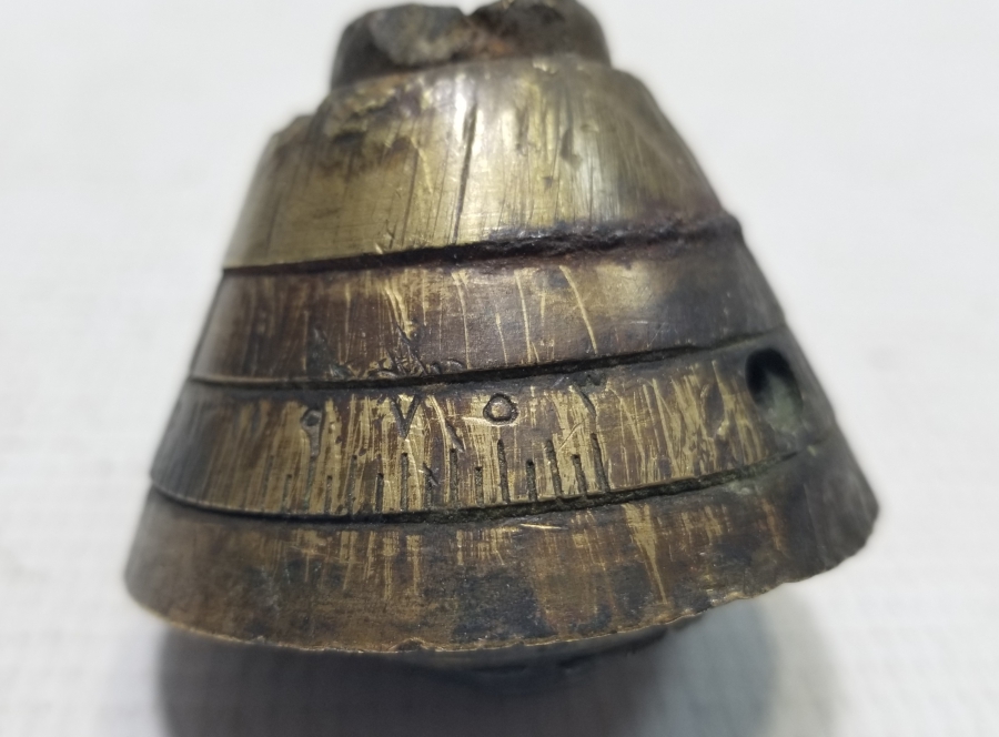 ÜZERİ OSMANLICA YAZILI OSMANLI DÖNEMİ TOP MERMİSİ BAŞLIĞI