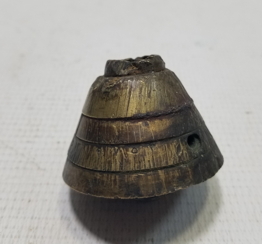 ÜZERİ OSMANLICA YAZILI OSMANLI DÖNEMİ TOP MERMİSİ BAŞLIĞI