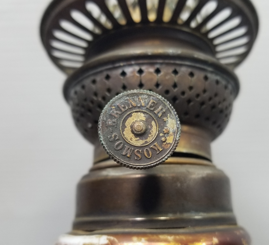 ÜZERİ MİNE VE ALTIN VARAKLI NADİR TİPTE OSMANLI DÖNEMİ OPALİN GAZ LAMBASI