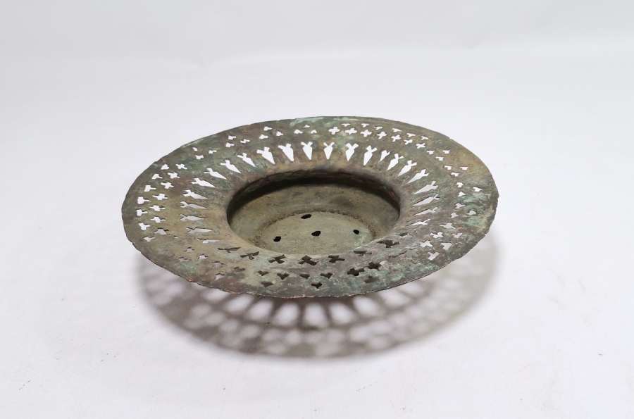 TESTERE İŞÇİLİKLİ OSMANLI DÖNEMİ NADİR TİPTE İBRİK LEĞENİ SÜZGECİ