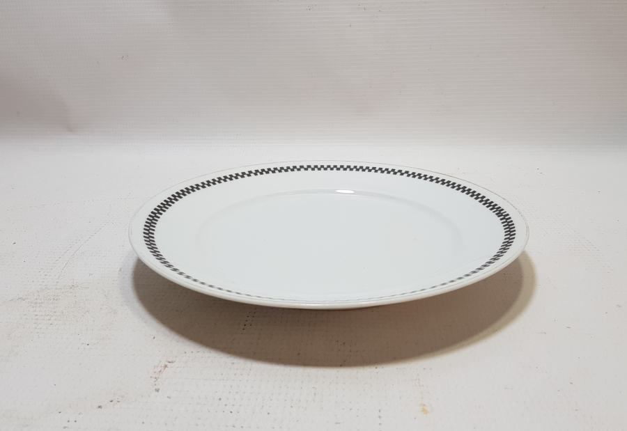 ARKASI OSMANLICA YAZILI VE ALTIN VARAKLI PORSELEN TABAK