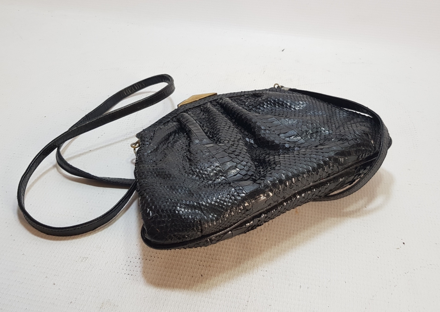 KATALİN DÜĞMELİ ANTİKA YILAN DERİSİ ÇANTA