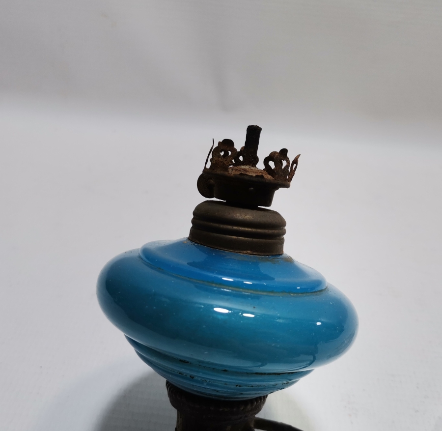 OSMANLI DÖNEMİ NADİR RENKTE OPAL DUVAR GAZ LAMBASI