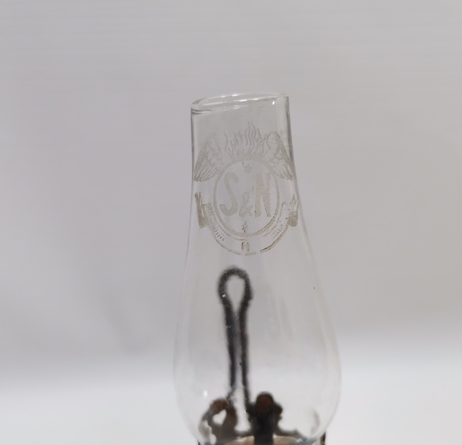 OSMANLI DÖNEMİ NADİR RENKTE OPAL DUVAR GAZ LAMBASI