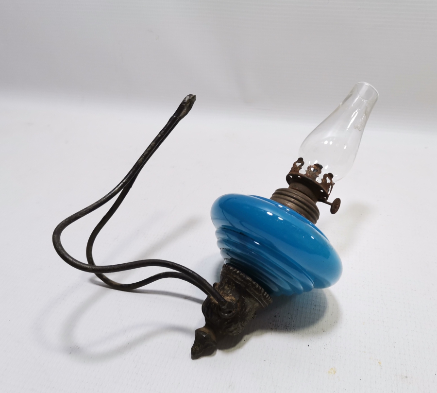 OSMANLI DÖNEMİ NADİR RENKTE OPAL DUVAR GAZ LAMBASI