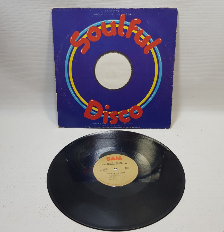 ORİJİNAL KABINDA 35LİK DİSKO MÜZİKLERİ İÇEREN PLAK