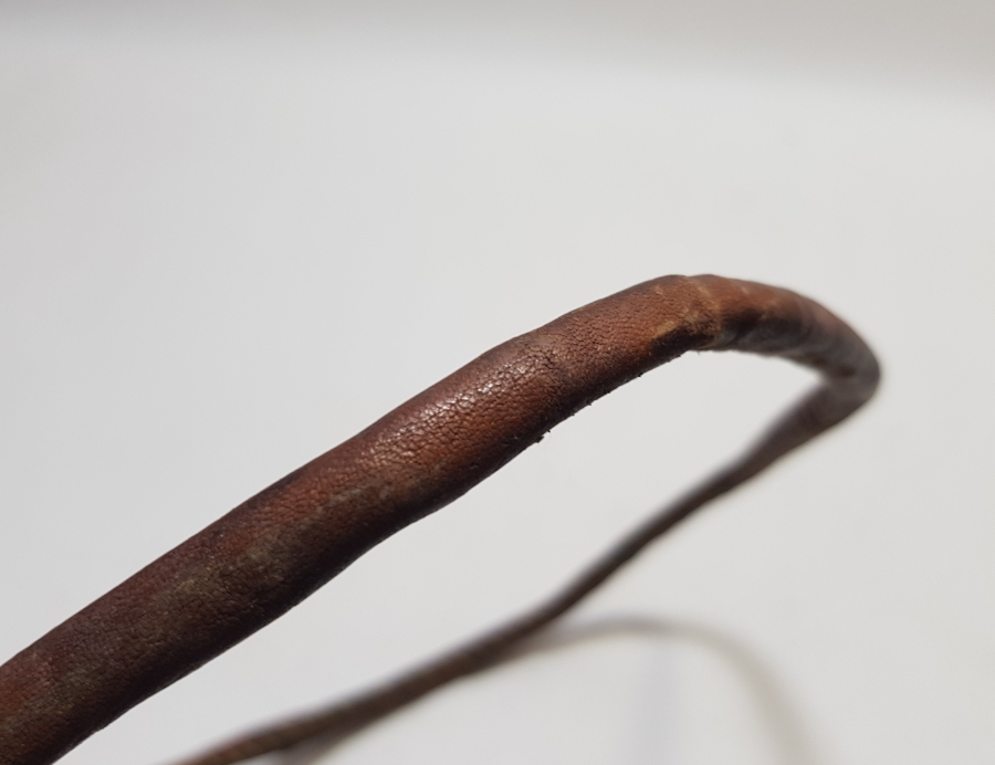 EL YAPIMI TÜRKMEN İŞİ ANTİKA DERİ AT KAMÇISI