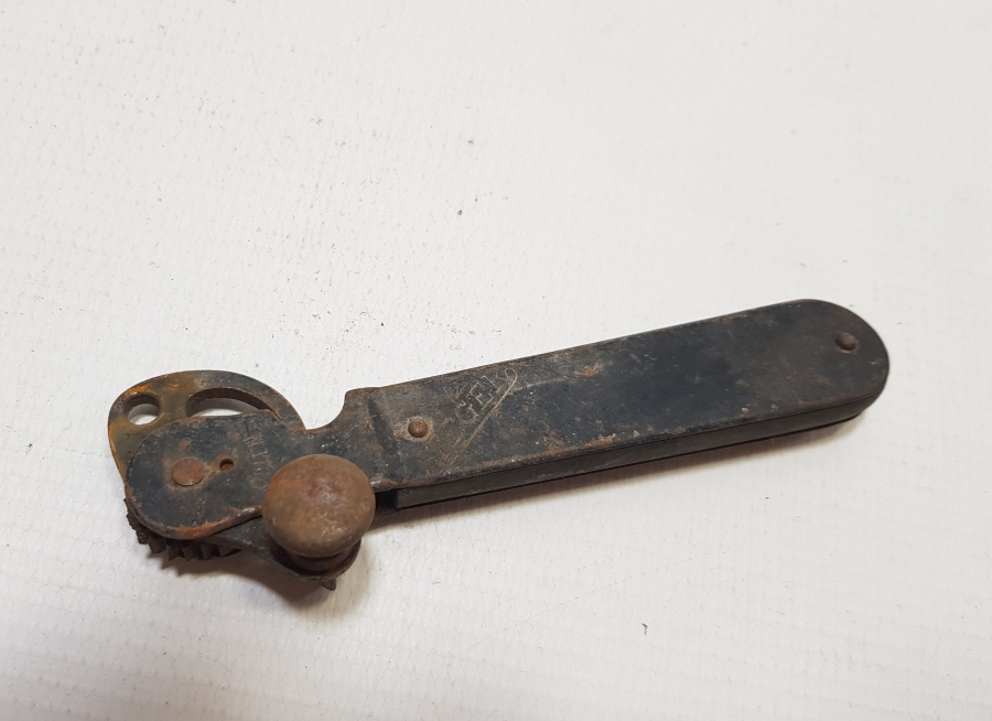 1. DÜNYA SAVAŞI DÖNEMİ NADİR ALMAN KONSERVE AÇACAĞI