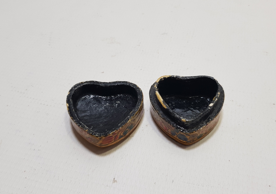 EL BOYAMA İŞÇİLİKLİ OSMANLI DÖNEMİ PAPİER MACHE MÜCEVHER KUTUSU