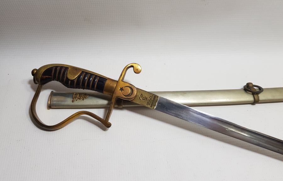 1939 YILI NADİR TABİP SUBAY KILICI