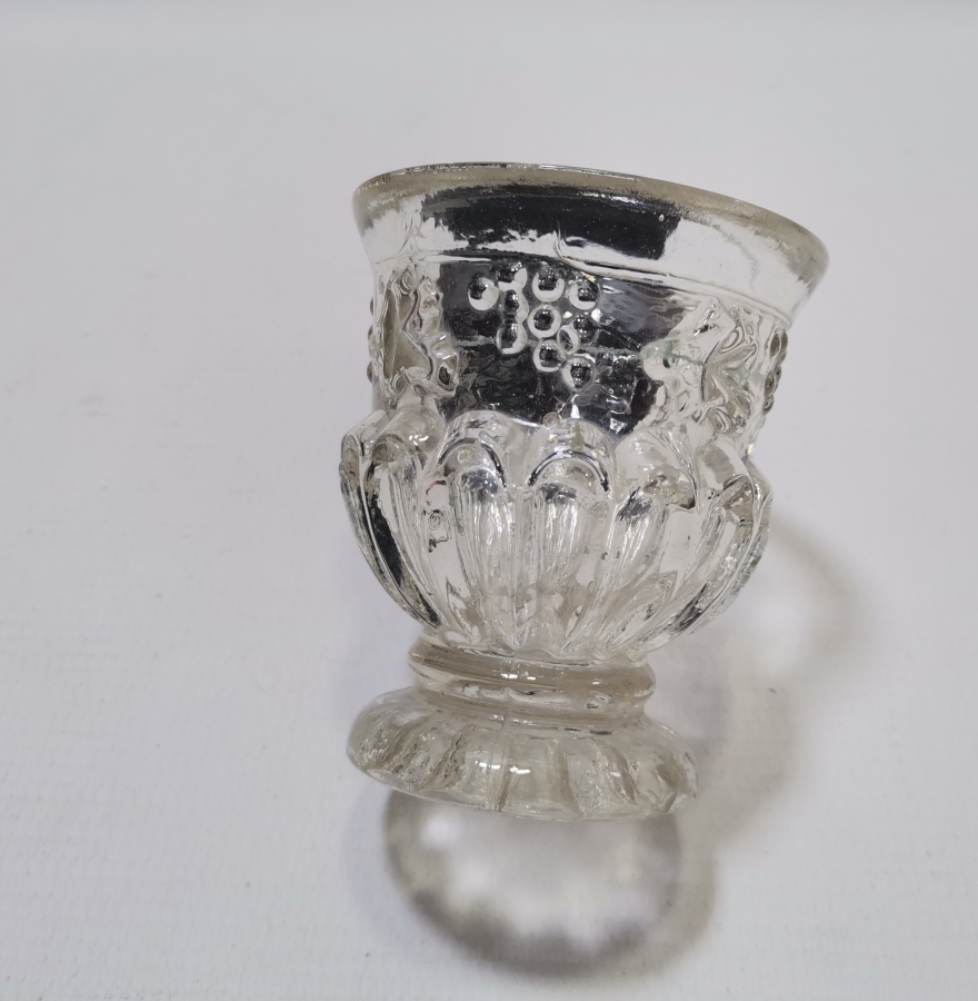 KABARTMA İŞÇİLİKLİ ANTİKA DONDURMALIK