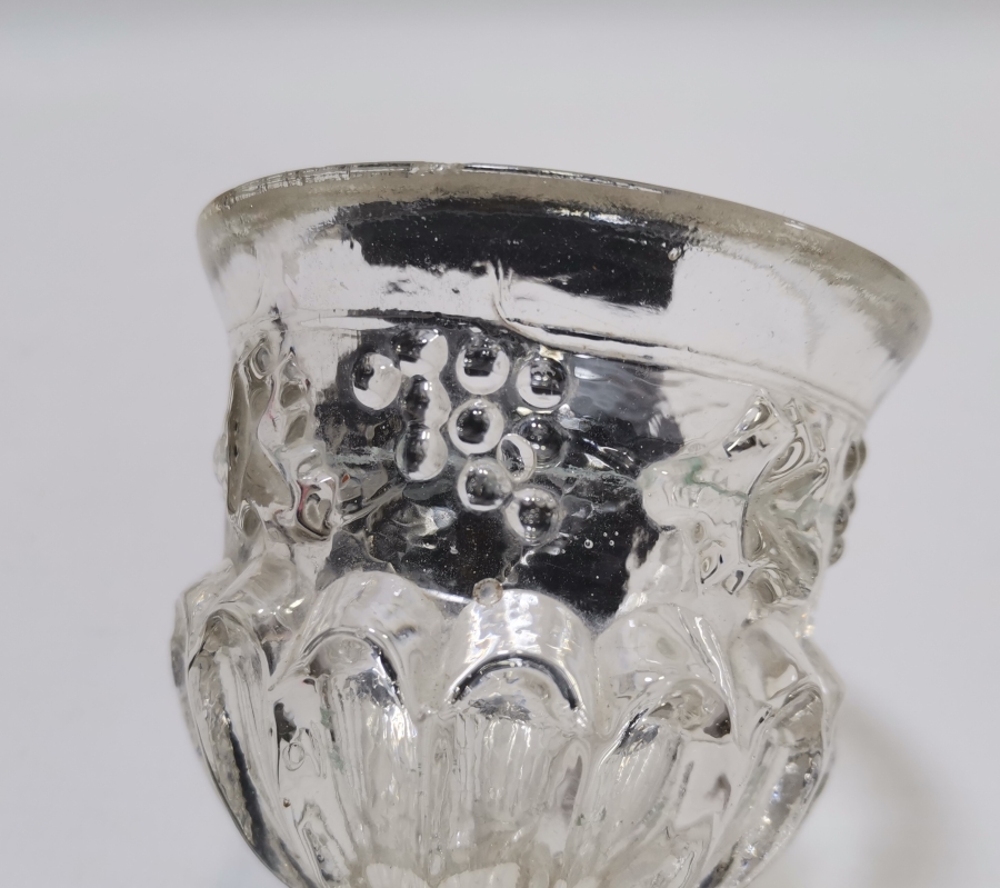 KABARTMA İŞÇİLİKLİ ANTİKA DONDURMALIK