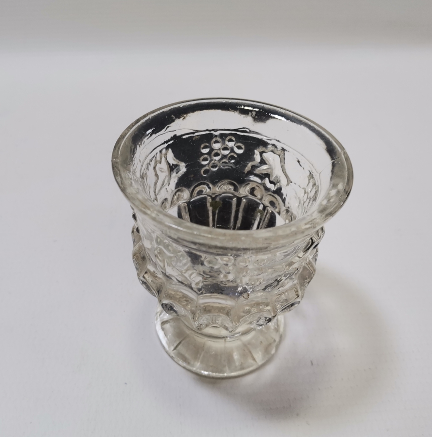 KABARTMA İŞÇİLİKLİ ANTİKA DONDURMALIK