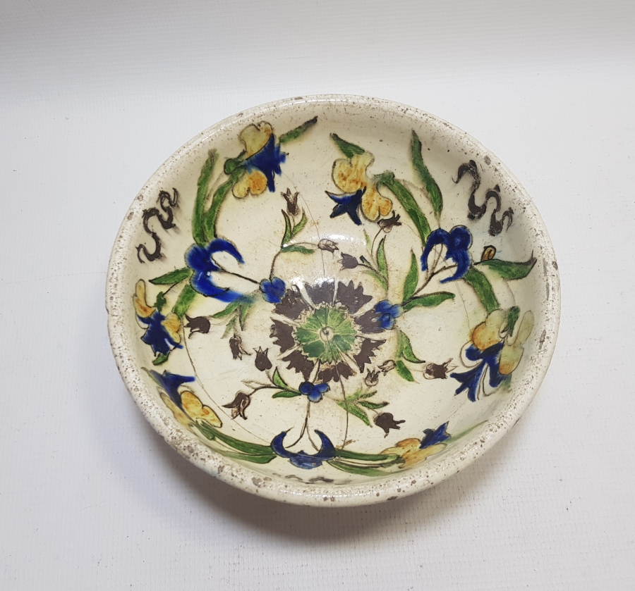 18.YY MELEKLİ VE ÇİN BULUTLU NADİR İZNİK KASE